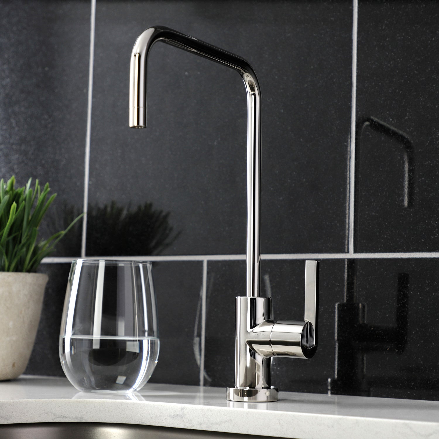 Kingston Sona KS6196CTL - Continental Single-Handle 1-Hole Deck Mount Water Filtration Faucet, Polished Nickel — thumbnail 3